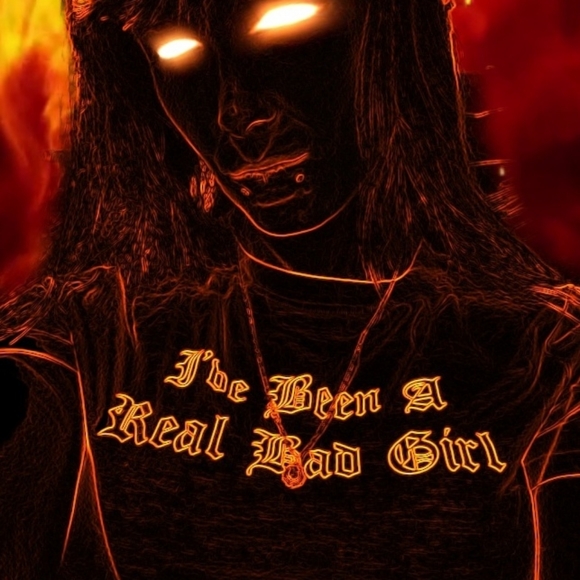 Meet your Posher, Rebecca - Picture 6 of 7